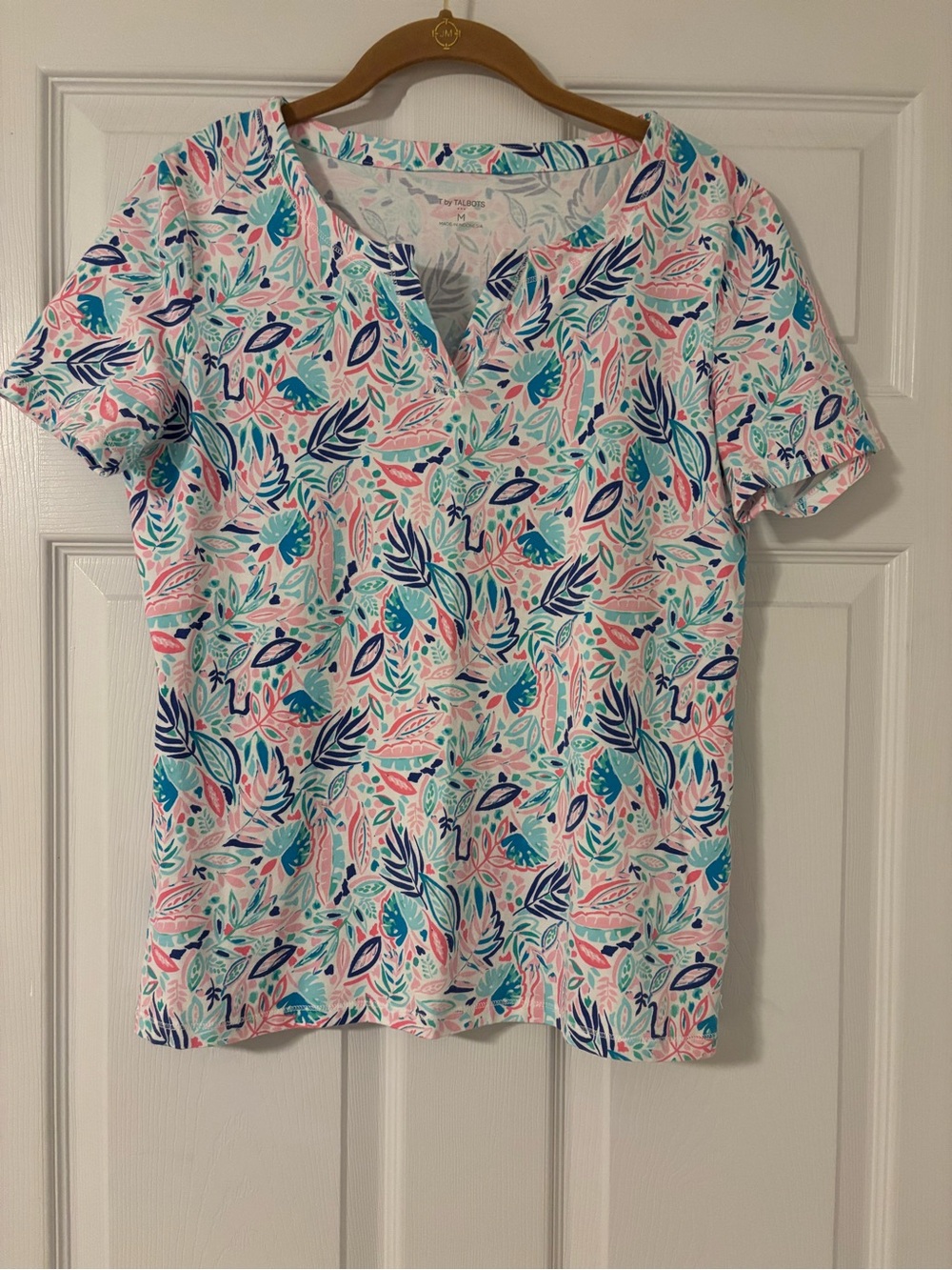 T by Talbots Pastel Short Sleeve Split Neck Tee Blue/Pink Women’s Medium